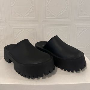 Jeffrey Campbell platform clogs - size 9 / 40